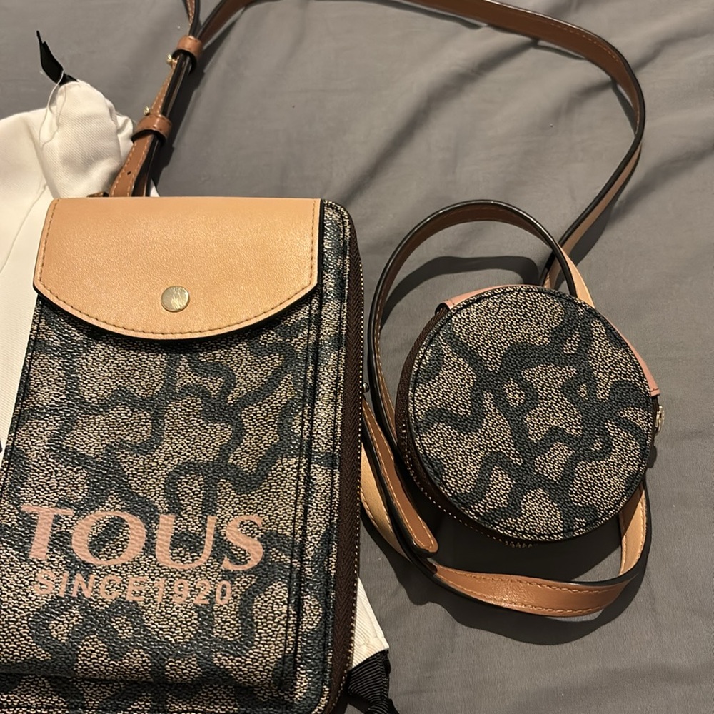 Preowned/Final Sale Only worn twice crossbody phone bag by Tous - Picture 3 of 5